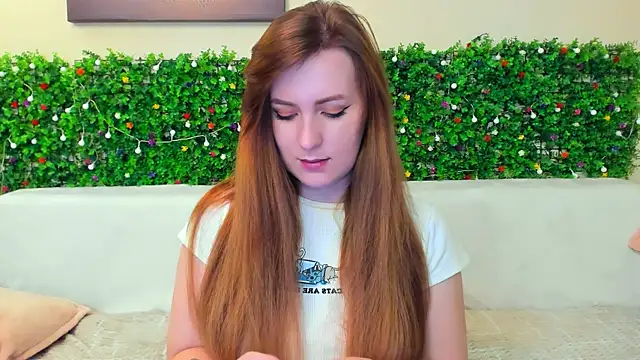 liya gorgeous online show from December 12, 5:04 pm