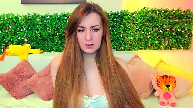 liya gorgeous online show from December 21, 9:01 am