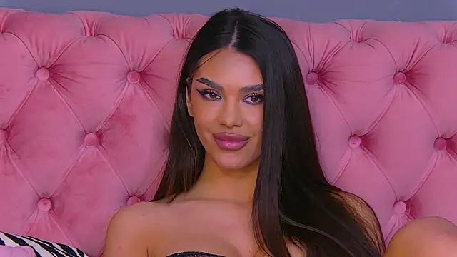 Nicole Diva online show from February 5, 1:00 pm