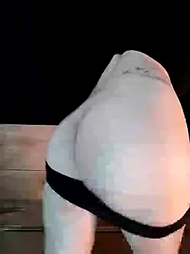 Sweety-Cat online show from December 23, 1:08 am