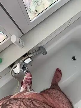 Snapshot of Loco42- chatting on January 21, 1:22 pm Loco42- online show from January 21, 1:22 pm