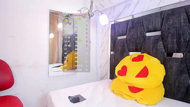 Snapshot of AlazSanna1 chatting on January 29, 8:56 pm AlazSanna1 online show from January 29, 8:56 pm