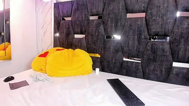 Snapshot of AlazSanna1 chatting on January 30, 9:25 pm AlazSanna1 online show from January 30, 9:25 pm