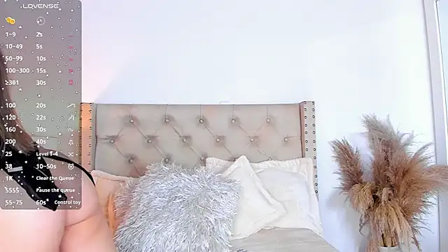 Snapshot of marilynrossy chatting on November 3, 6:47 am marilynrossy online show from November 3, 6:47 am