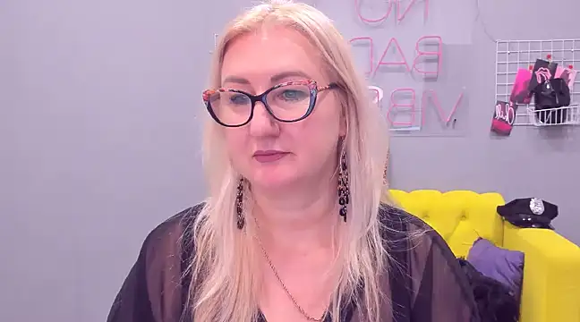 ChristyBrooks online show from January 17, 3:11 pm