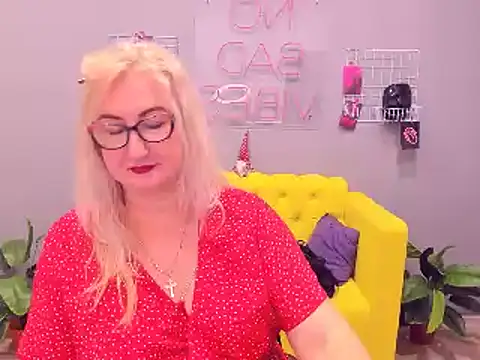 ChristyBrooks online show from January 21, 3:10 pm