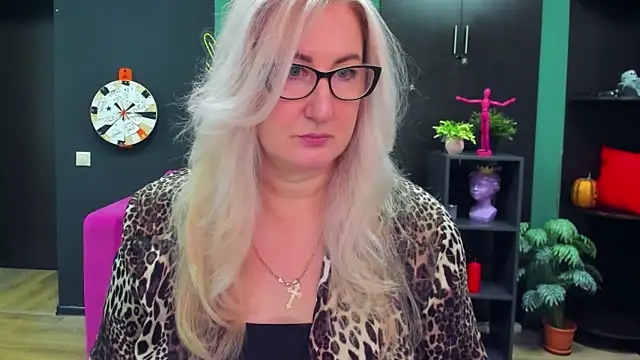 ChristyBrooks online show from February 27, 1:17 pm