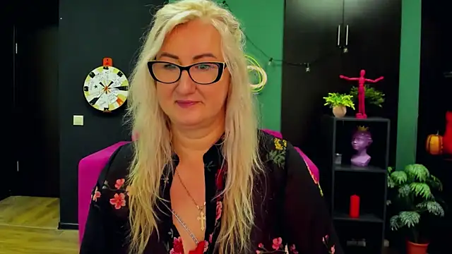 ChristyBrooks online show from March 2, 11:29 am