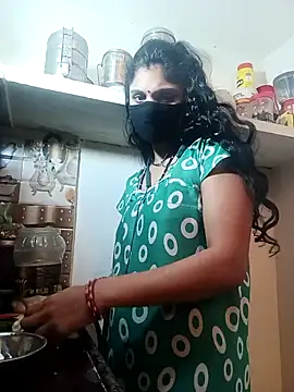 Cute-Aadhvita online show from February 17, 4:31 am