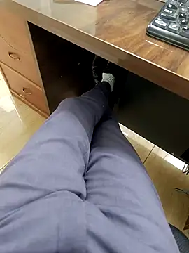 Snapshot of Kakabiraji chatting on December 13, 7:58 am Kakabiraji online show from December 13, 7:58 am