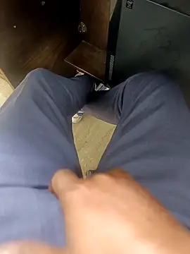 Snapshot of Kakabiraji chatting on December 20, 11:21 am Kakabiraji online show from December 20, 11:21 am