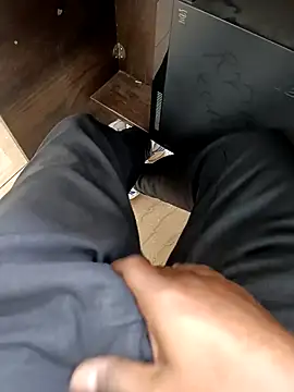 Snapshot of Kakabiraji chatting on December 26, 6:30 am Kakabiraji online show from December 26, 6:30 am