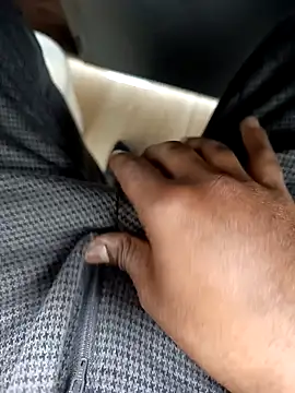 Snapshot of Kakabiraji chatting on January 1, 11:27 am Kakabiraji online show from January 1, 11:27 am