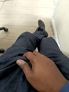 Snapshot of Kakabiraji chatting on January 16, 1:47 pm Kakabiraji online show from January 16, 1:47 pm