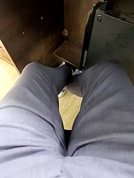 Snapshot of Kakabiraji chatting on February 14, 11:21 am Kakabiraji online show from February 14, 11:21 am