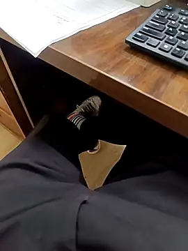 Snapshot of Kakabiraji chatting on October 28, 1:58 pm Kakabiraji online show from October 28, 1:58 pm