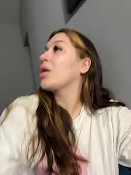 VikiDemi online show from September 11, 6:41 pm