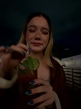 NicoleCut online show from October 12, 11:15 pm