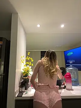 NicoleCut online show from November 2, 10:17 am