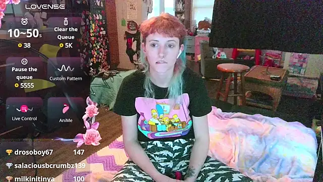 Snapshot of _hellostormy_ chatting on February 8, 2:49 pm hellostormy online show from February 8, 2:49 pm