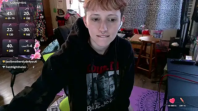 Snapshot of _hellostormy_ chatting on February 14, 3:15 pm hellostormy online show from February 14, 3:15 pm