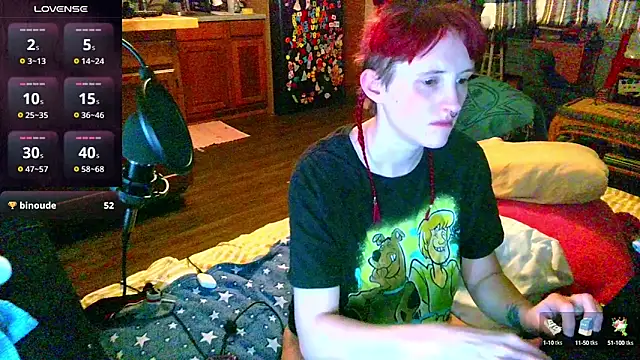 Snapshot of _hellostormy_ chatting on February 21, 1:33 am hellostormy online show from February 21, 1:33 am