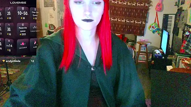 Snapshot of _hellostormy_ chatting on March 12, 11:20 am hellostormy online show from March 12, 11:20 am