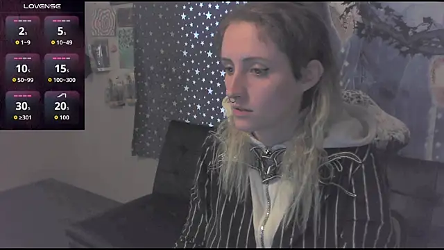 Snapshot of _hellostormy_ chatting on September 8, 3:00 pm hellostormy online show from September 8, 3:00 pm