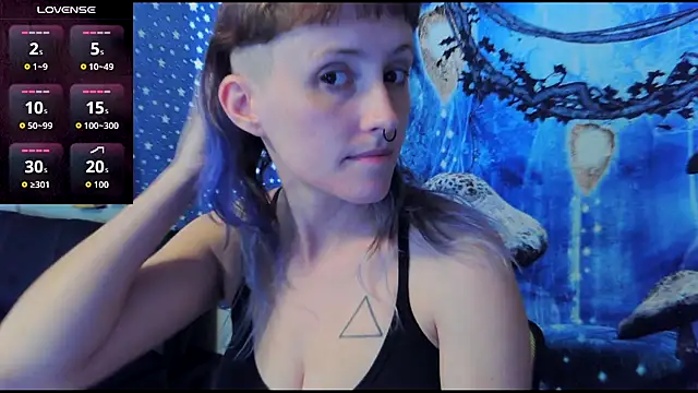 Snapshot of _hellostormy_ chatting on September 15, 3:56 pm hellostormy online show from September 15, 3:56 pm