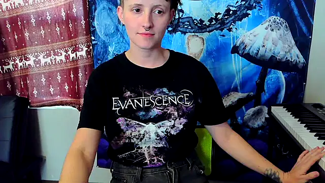 Snapshot of _hellostormy_ chatting on October 22, 4:51 pm hellostormy online show from October 22, 4:51 pm