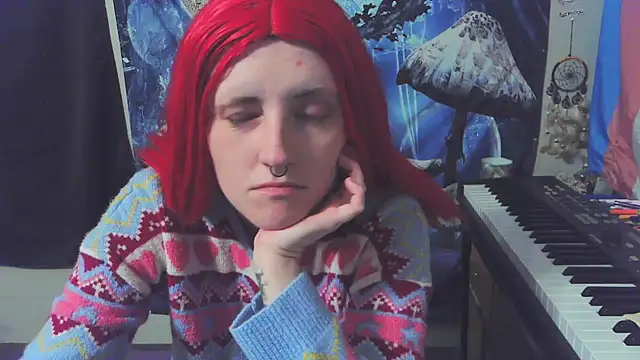 Snapshot of _hellostormy_ chatting on December 16, 11:04 am hellostormy online show from December 16, 11:04 am