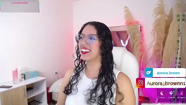 Aurora Brownn online show from September 17, 4:36 am