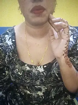 Snapshot of Haniya-143 chatting on September 9, 8:08 pm Haniya-143 online show from September 9, 8:08 pm