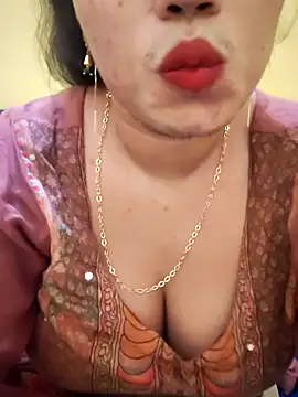 Snapshot of Haniya-143 chatting on September 13, 10:31 pm Haniya-143 online show from September 13, 10:31 pm