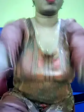 Snapshot of Haniya-143 chatting on September 14, 9:47 pm Haniya-143 online show from September 14, 9:47 pm