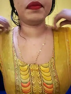 Snapshot of Haniya-143 chatting on October 10, 9:25 pm Haniya-143 online show from October 10, 9:25 pm