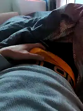 ariel-rick online show from December 11, 8:04 am