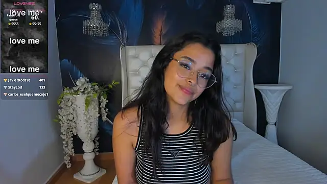 Snapshot of Ariana_Pierce chatting on December 23, 9:38 am Ariana Pierce online show from December 23, 9:38 am