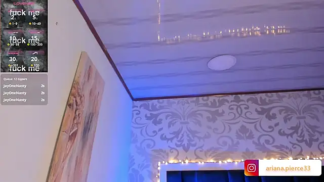 Snapshot of Ariana_Pierce chatting on March 9, 7:12 am Ariana Pierce online show from March 9, 7:12 am