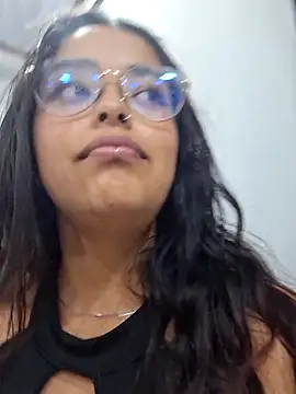 Snapshot of Ariana_Pierce chatting on March 18, 7:41 am Ariana Pierce online show from March 18, 7:41 am