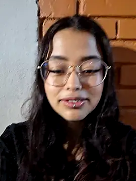 Snapshot of Ariana_Pierce chatting on March 20, 11:56 pm Ariana Pierce online show from March 20, 11:56 pm