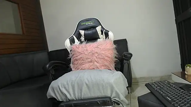 BBC-XXL online show from December 13, 7:47 am