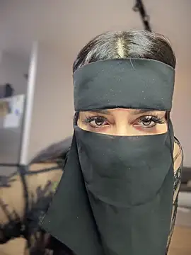 reema6969 online show from December 11, 10:27 pm