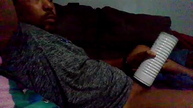 Creationmonster0 online show from September 16, 7:37 pm