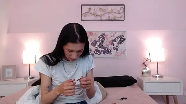 sara17  online show from November 8, 3:29 am