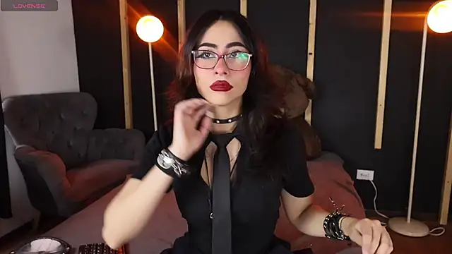 Snapshot of vampy_dolll chatting on March 22, 8:59 pm vampy dolll online show from March 22, 8:59 pm