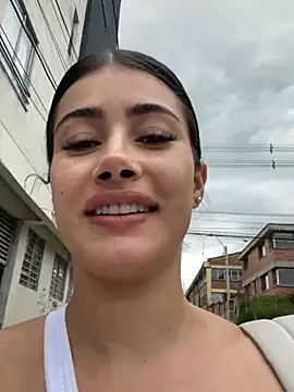 Sweet and caramel online show from January 24, 6:35 pm