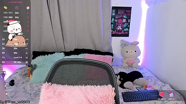 Lenneval1 online show from January 1, 6:26 am