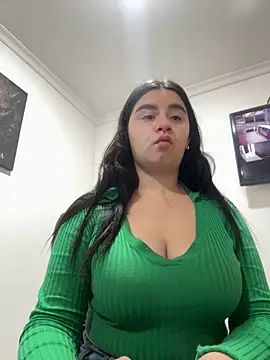 SaraBraun  online show from September 17, 1:35 pm