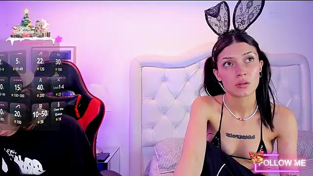 sett and gwen online show from December 14, 11:01 pm